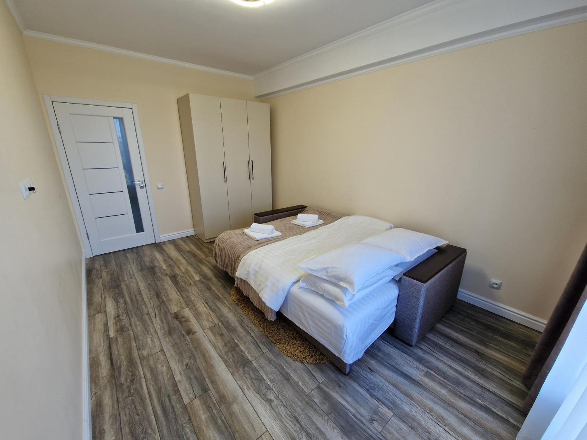 Dendrarium Park Double Room Apartment Kischinau Exterior foto